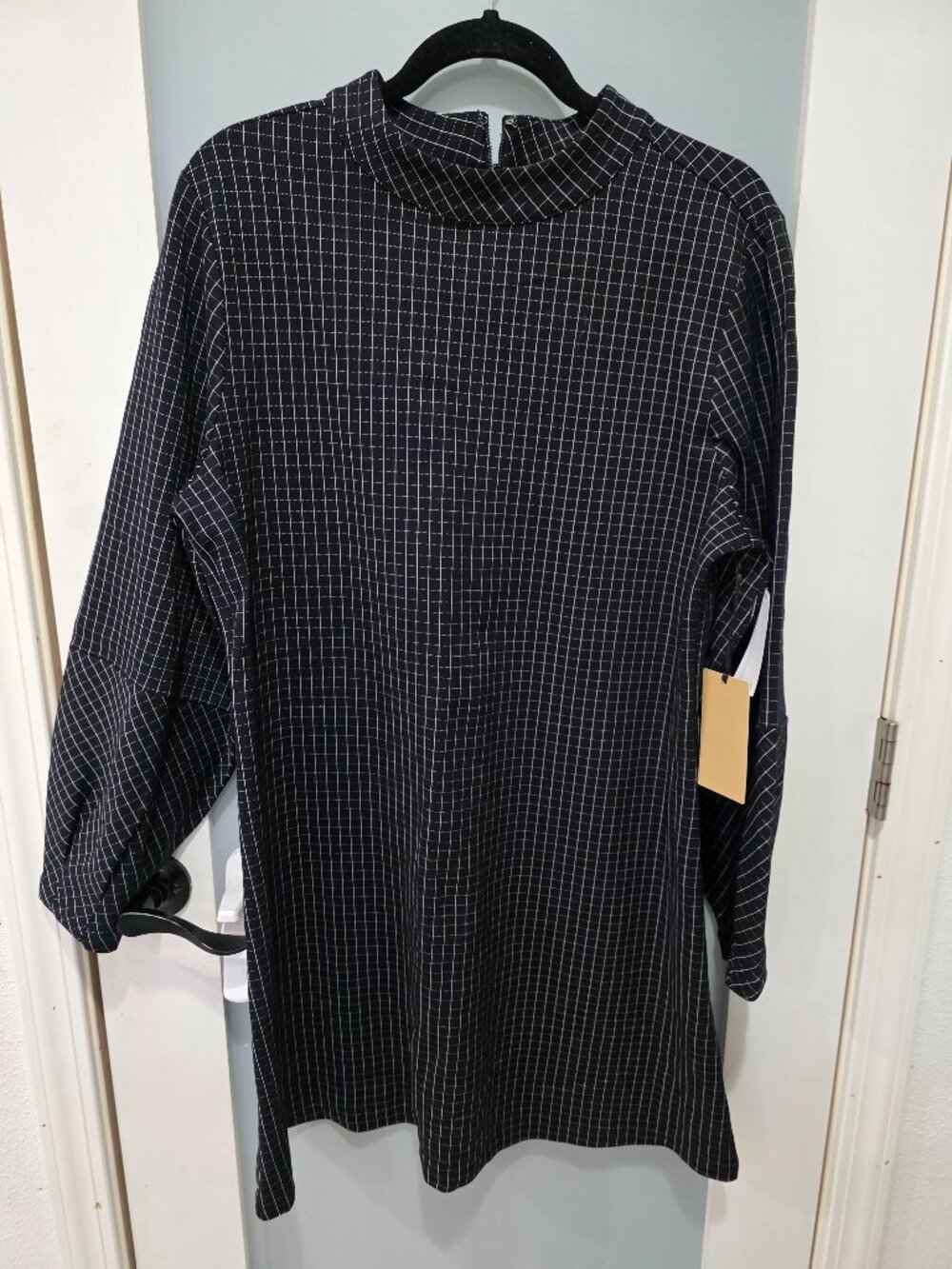 Halogen Black Windowpane Shift Dress – Size L – Long‎ Sleeve Mock Neck – NWT